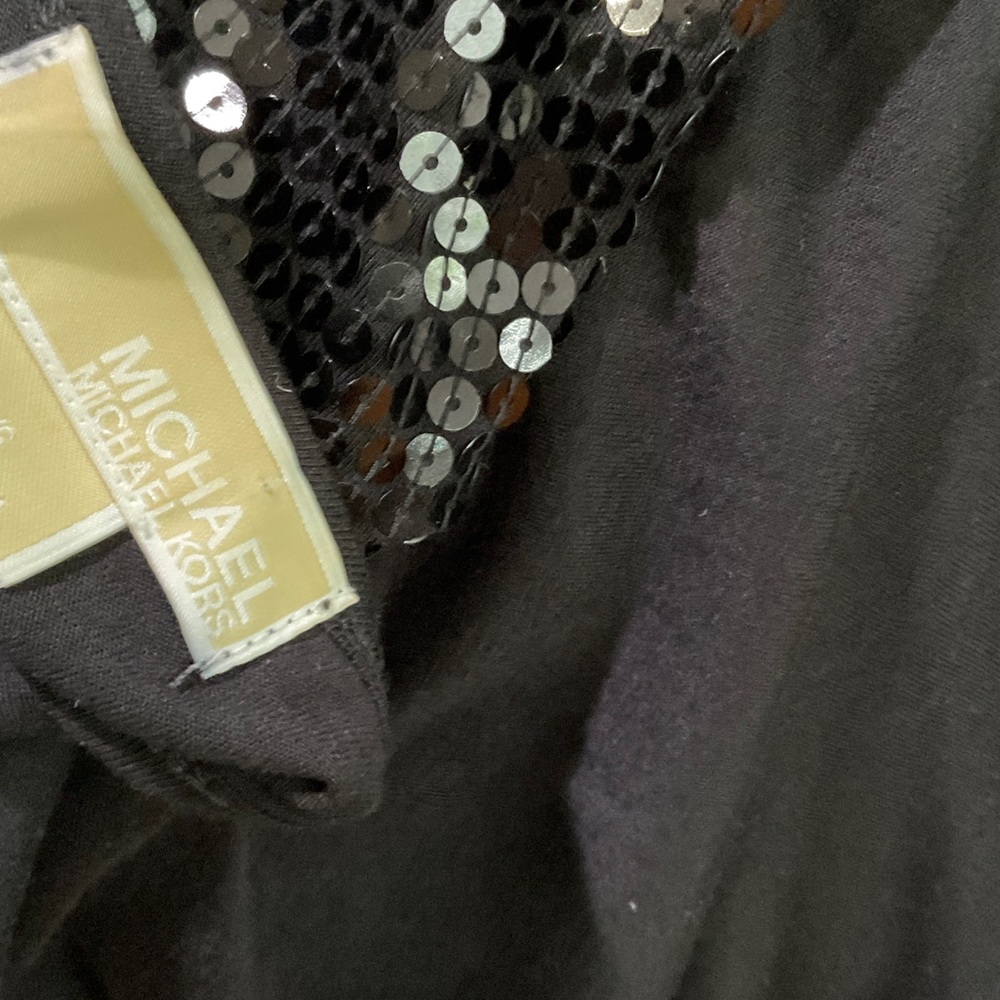 Micheal Kors Elegant Black Sequin Short Sleeve Top - Picture 3 of 4